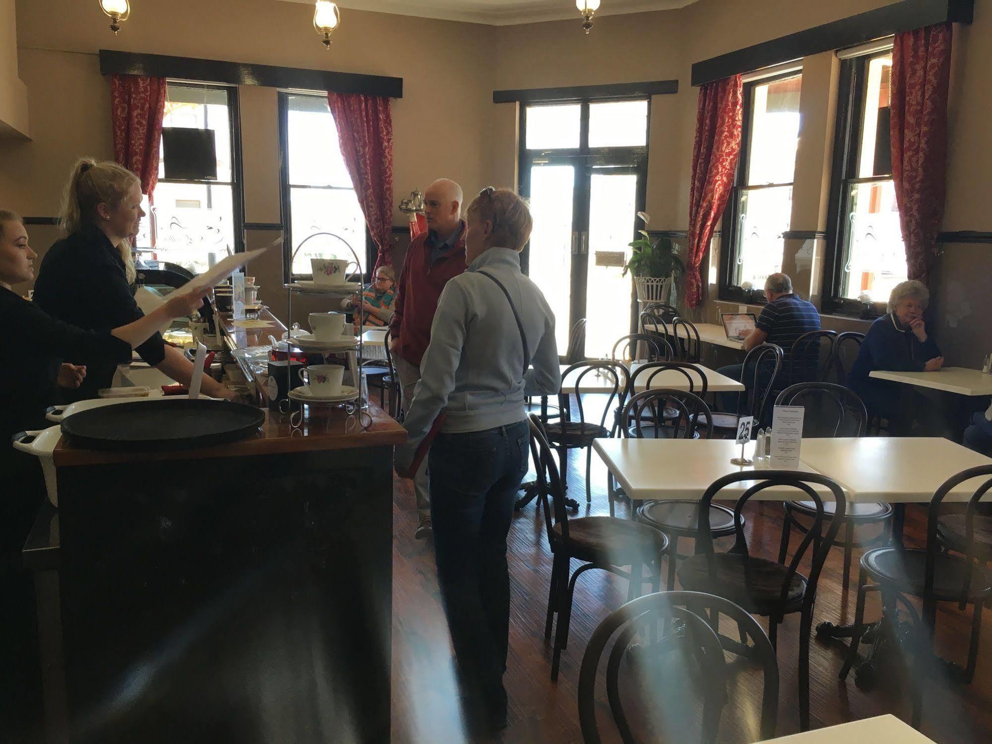Great Central Hotel Glen Innes Buitenkant foto