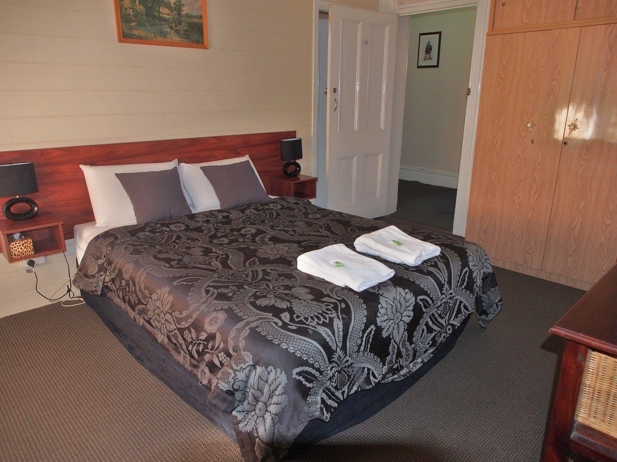 Great Central Hotel Glen Innes Buitenkant foto