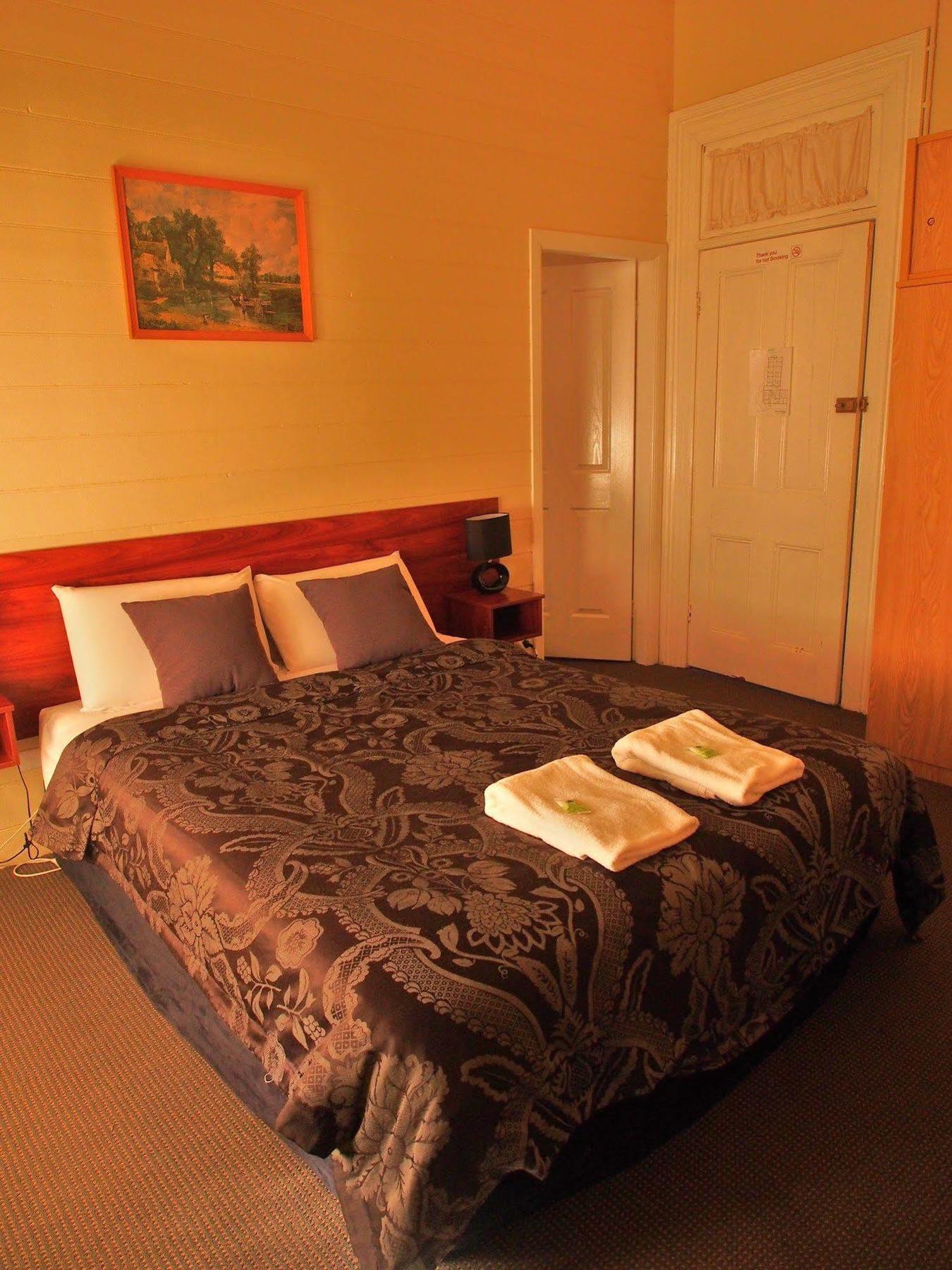 Great Central Hotel Glen Innes Buitenkant foto