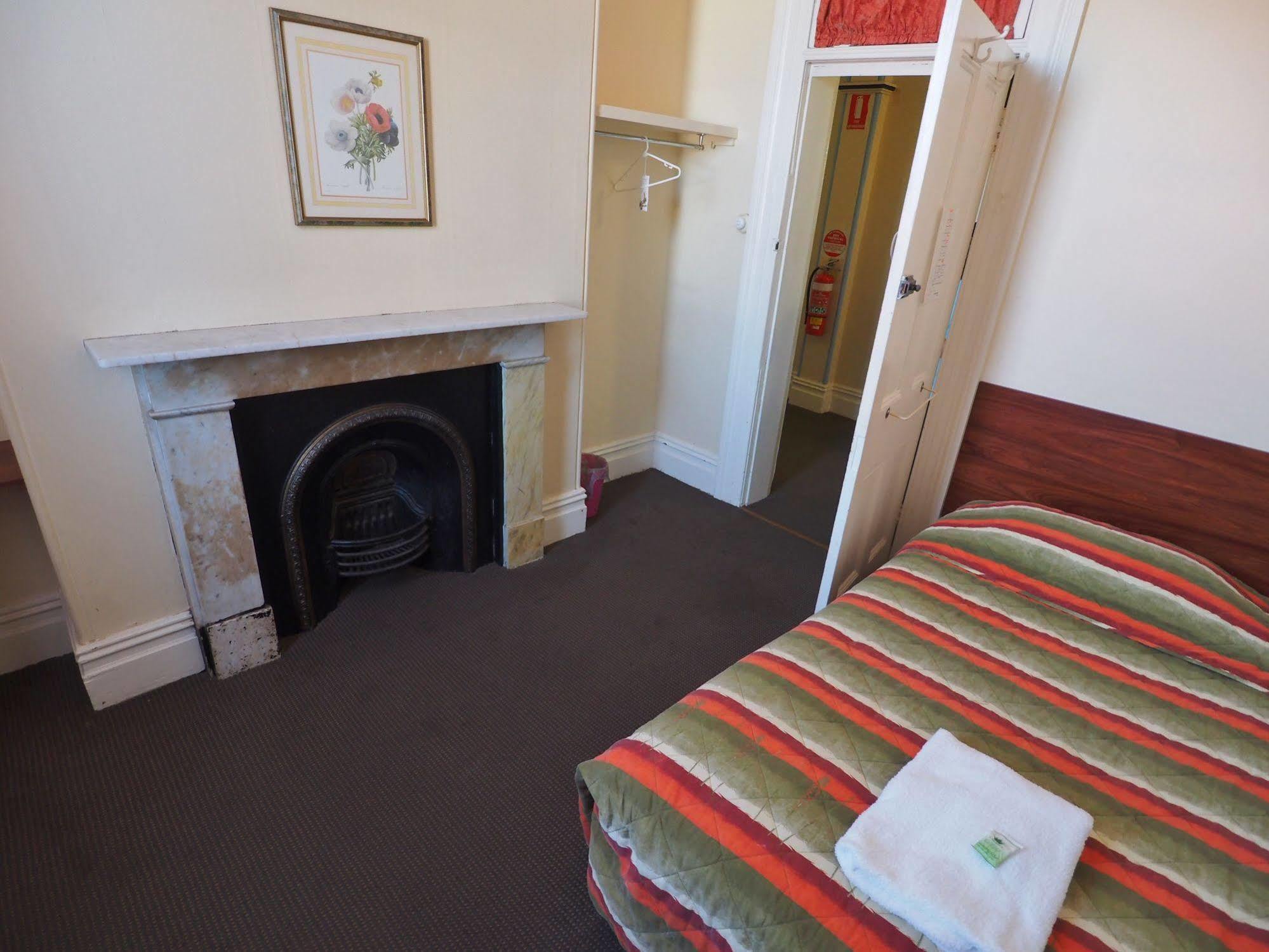 Great Central Hotel Glen Innes Buitenkant foto